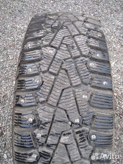 Pirelli Ice Zero 205/55 R16