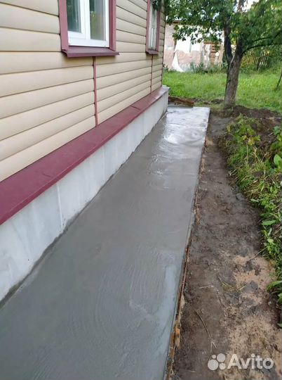 Бригада строителей