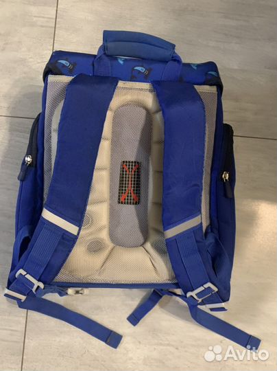 Рюкзак школьный