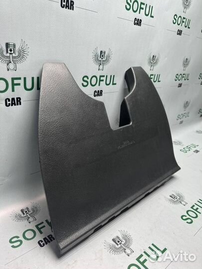 Крышка подушки безопасности (в торпедо) Toyota