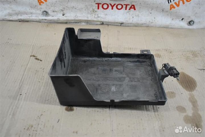 Площадка аккумулятора Mitsubishi Outlander Xl 2