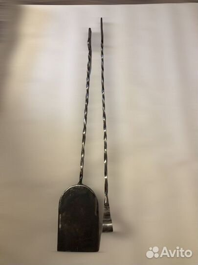 Совок и кочерга