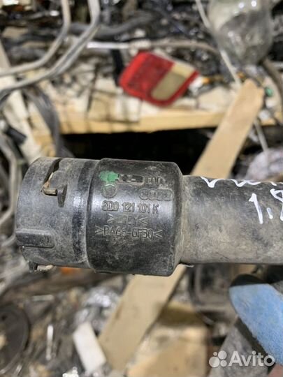 Патрубок радиатора Фольксваген пассат b5 b5+