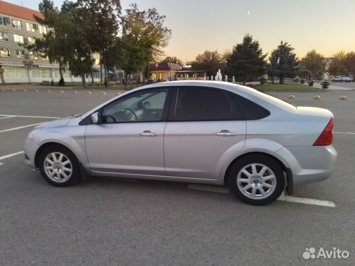 Ford Focus 1.8 МТ, 2010, 275 000 км