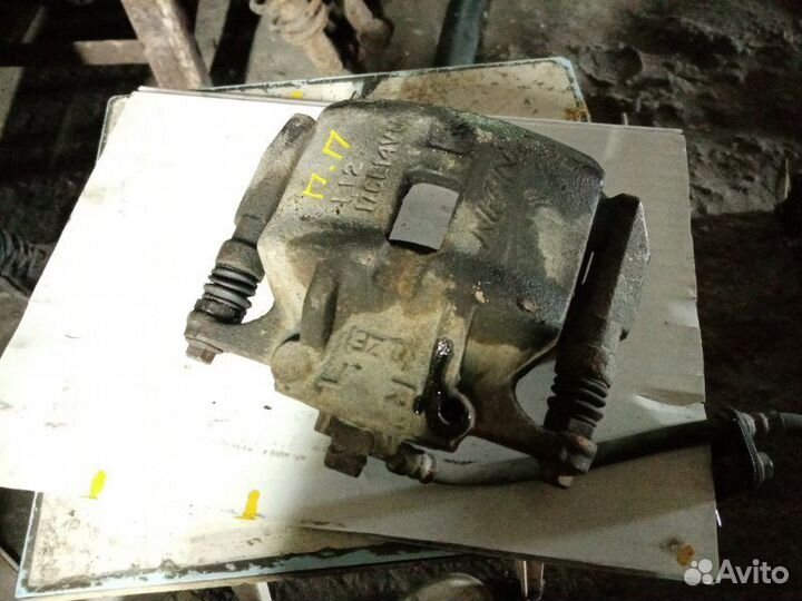 Суппорт тормозной Honda Accord CF4 F18B