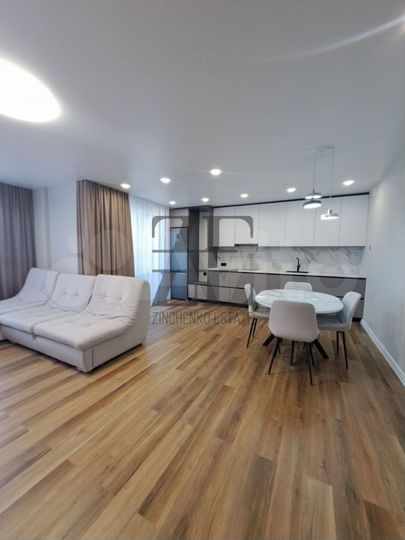 3-к. квартира, 84 м², 7/10 эт.