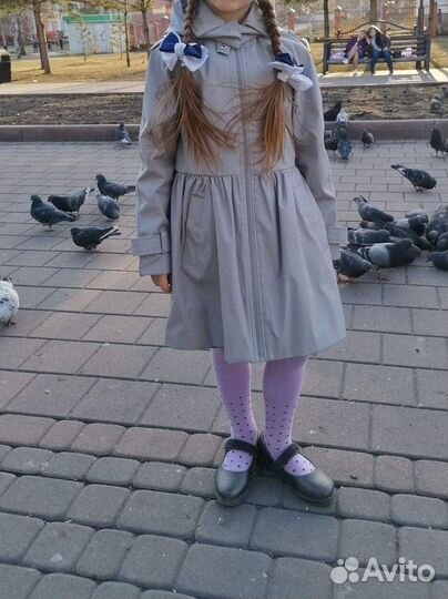 Плащ для девочки 128, в отличном состоянии