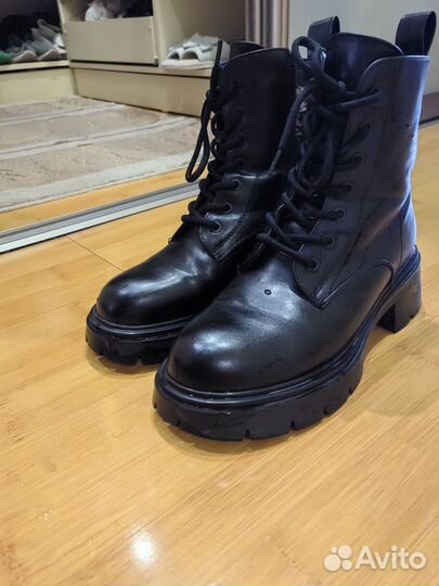 Ботинки женские зимние 38 размера новые