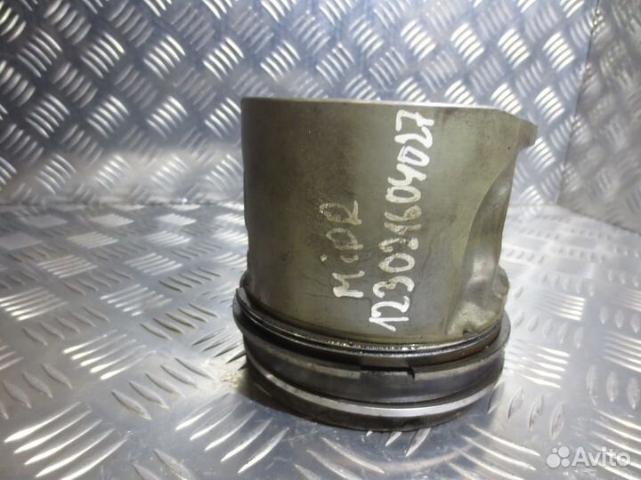 Поршень Mahle/knecht 123L13