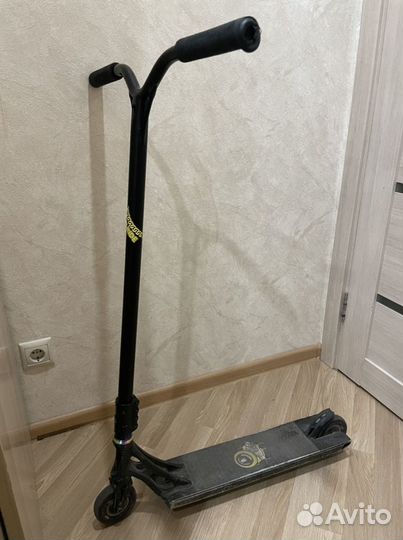 Кастомный трюковой самокат