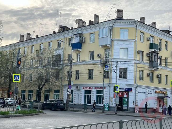 Сдам торговое помещение, 345 м²