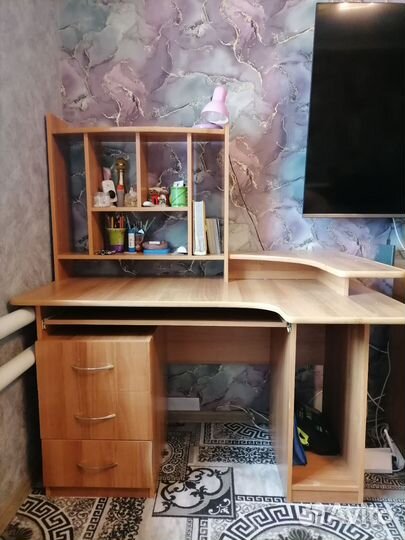 Компьютерный стол