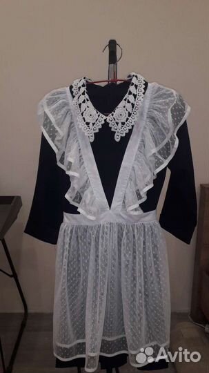 Школьная форма с белым фартуком