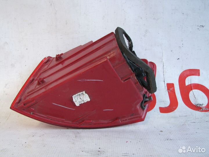 Volkswagen Jetta 6 Фонарь левый
