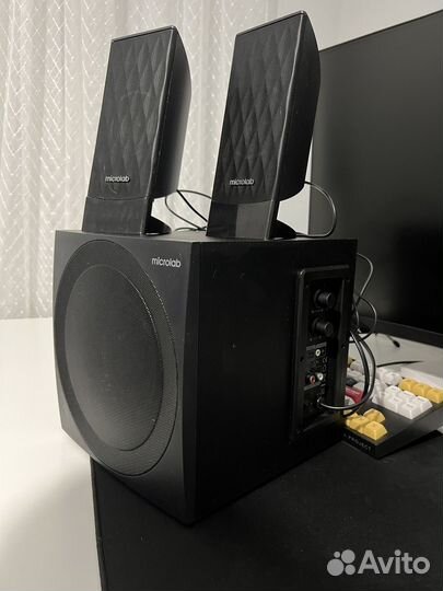Колонки 2.1 Microlab M300