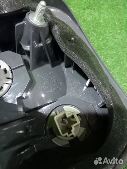 Фонарь задний правый Mazda Cx-7 ER3P L3-VDT