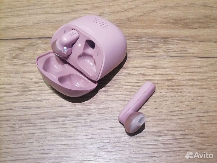 Беспроводные наушники jbl