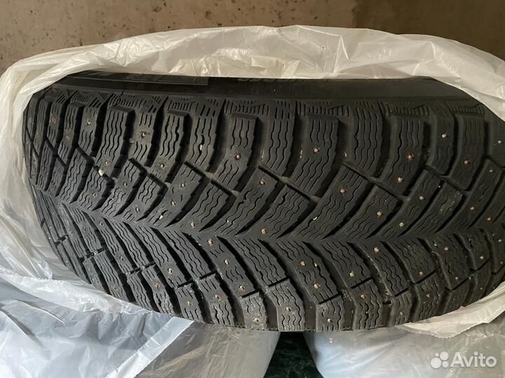 Greentrac Winter Master D1 245/60 R18 105