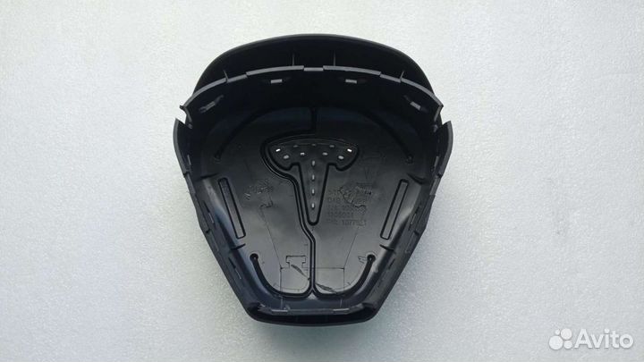 Подушка безопасности водителя Tesla 3