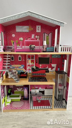 Домик кукольный