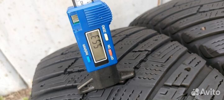 Goodyear UltraGrip Ice Arctic SUV 225/60 R17 103T