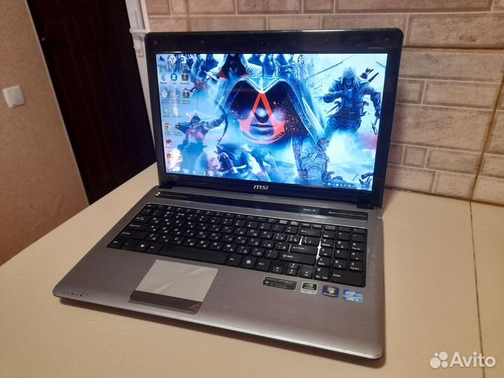 Игровой ноутбук Msi на i5, 2 видеокарты