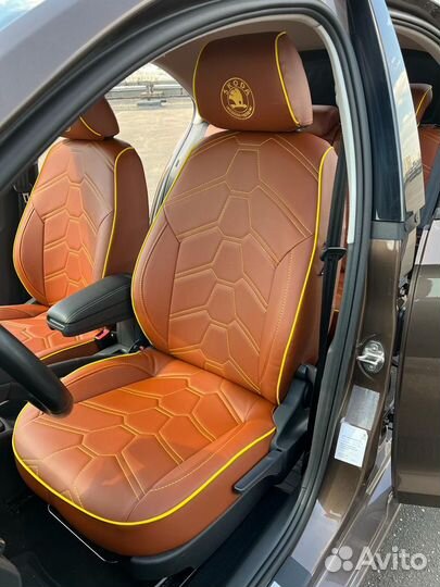 Автомобильные чехлы на Skoda Rapid