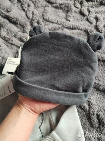 Новый костюм с шапкой для мальчиков C&A 68,74