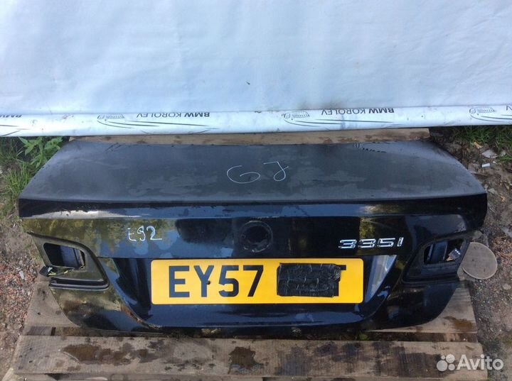 Крышка багажника (черная) BMW E92