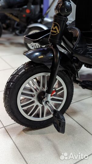 Детский трехколесный велосипед новый