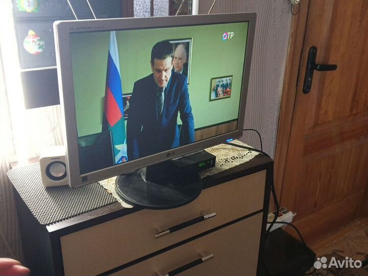 Телевизор для дачи(20 каналов)из монитора
