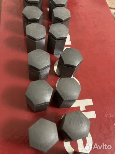 Колпачки колесных болтов Опель