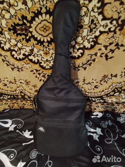 Продам гитару Squier Bullet Strat