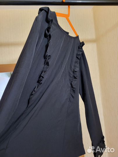 Блузка стильная черная