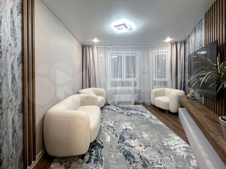 2-к. квартира, 60 м², 7/14 эт.