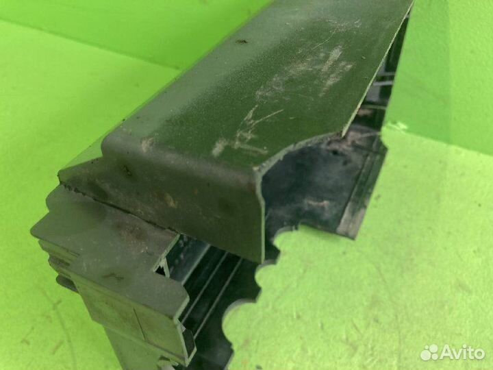 Крышка блока управления mercedes-benz actros MP II