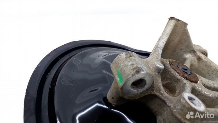 Кулак поворотный задний правый Volkswagen Tiguan