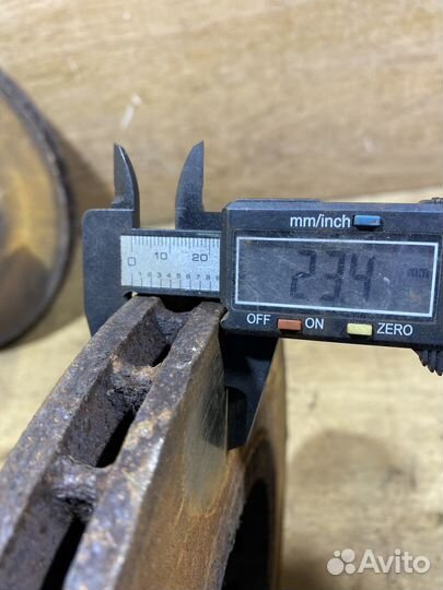 Комплект передних тормозных дисков Scenic 3 D172