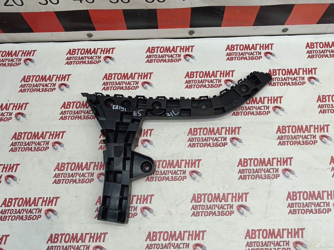 Кронштейн заднего бампера левый Kaiyi E5