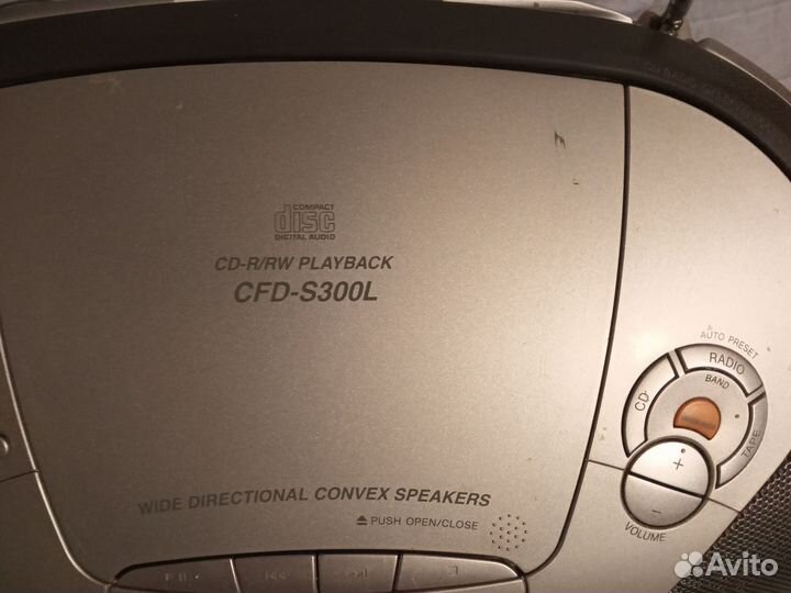 Музыкальный центр Sony SFD-S 300 L