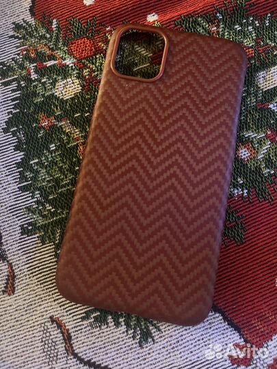 Чехол на iPhone 11 pitaka