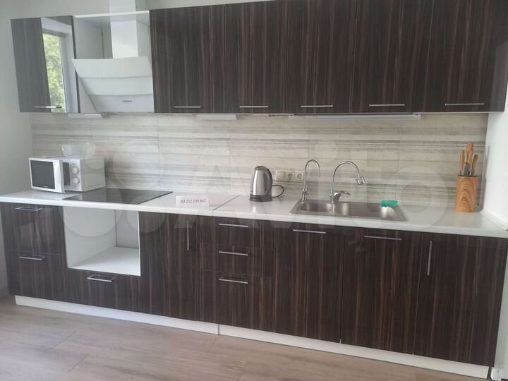 3-к. квартира, 100 м², 4/22 эт.