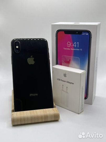 iPhone X, 64 ГБ