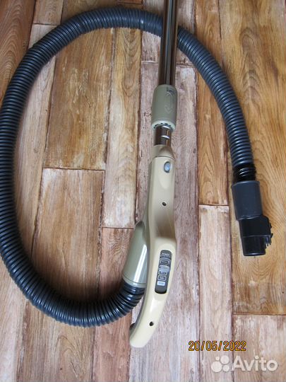 Щётки, трубки, шланги для пылесоса