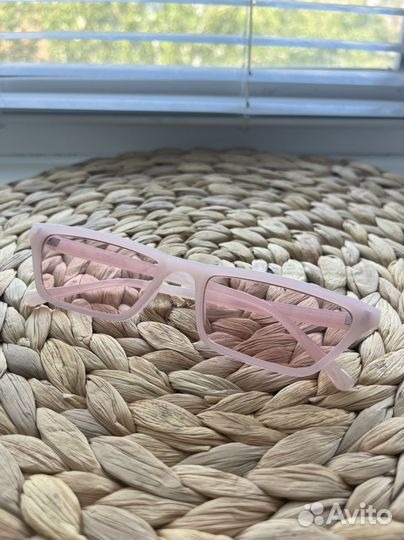 Очки розовые в идеале