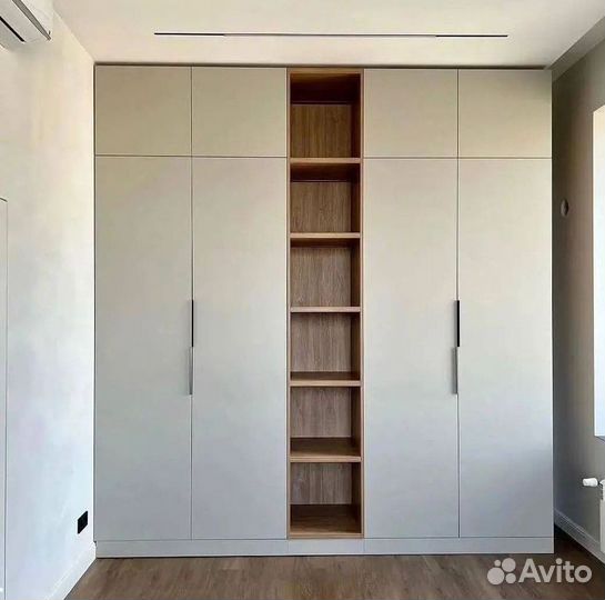 Современный шкаф