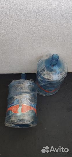 Бутыли из под воды 19 литров