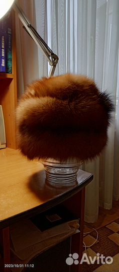 Головные уборы женские зимние