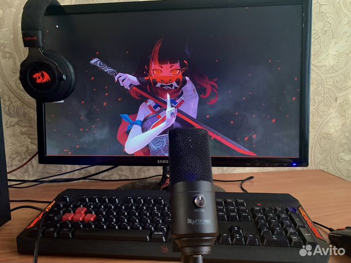 Монитор samsung