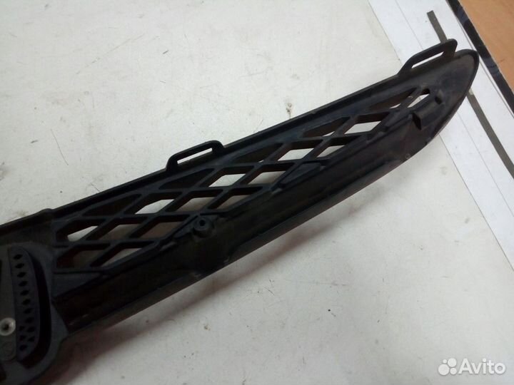 Honda Fit GD с 06г. - Решетка радиатора Б/У